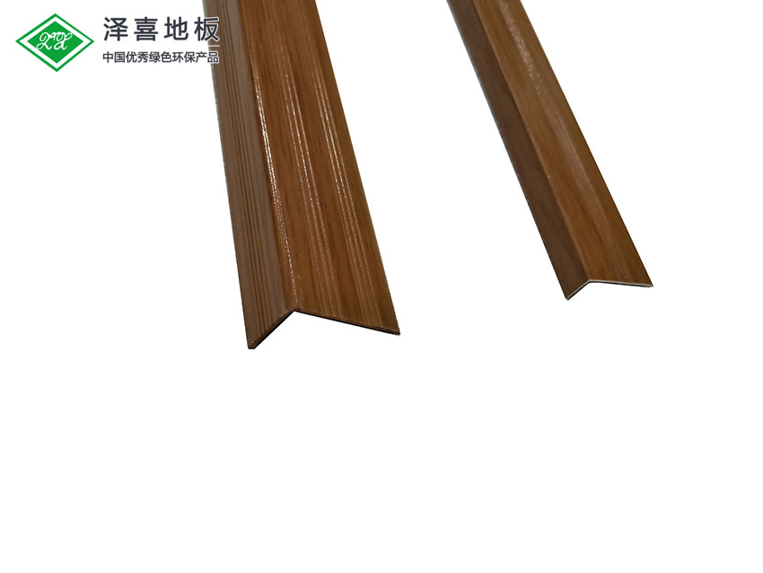 压条7字扣(大小直角对比图）